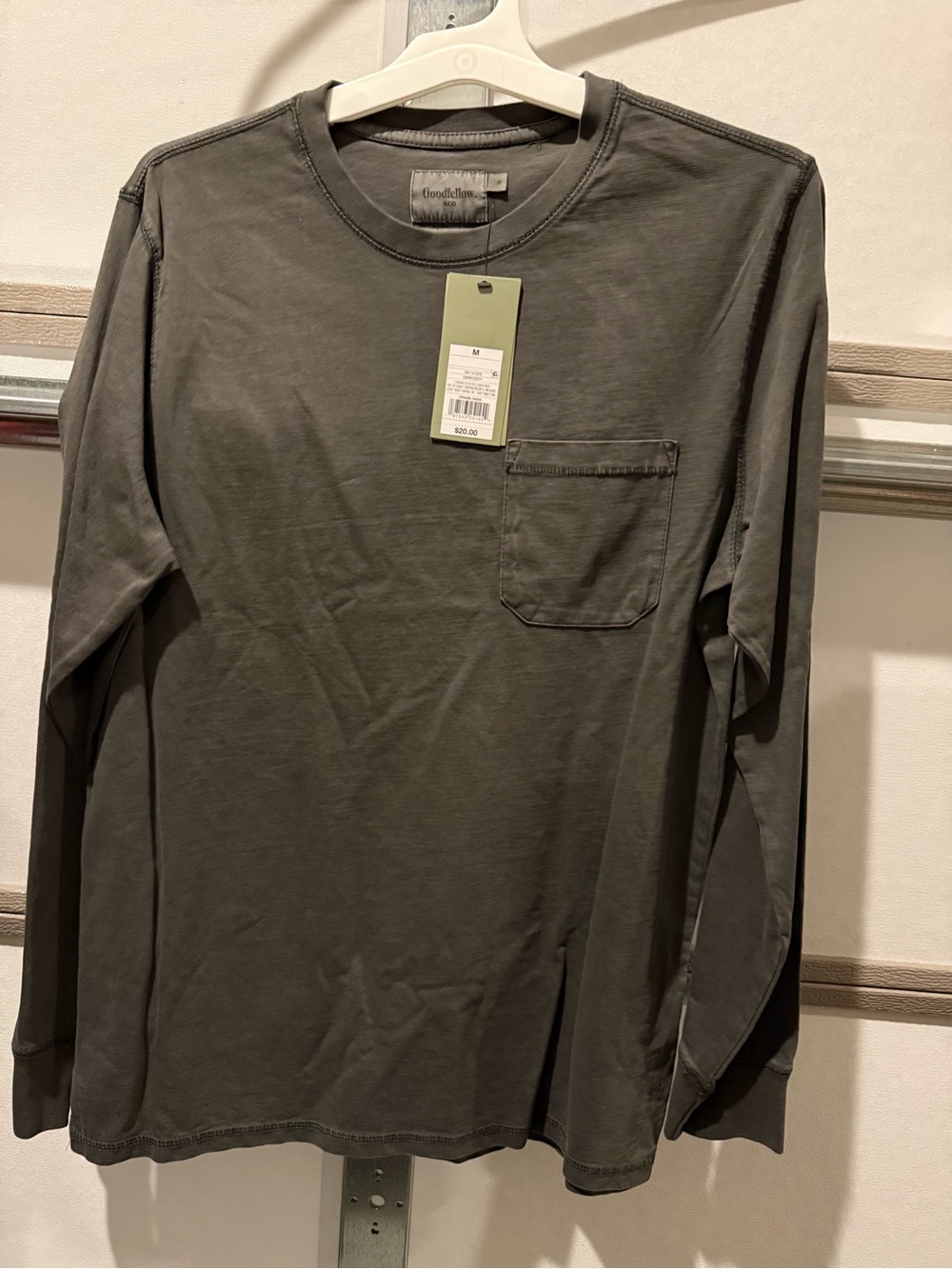 wild fable Men’s Long-Sleeve Pocket Tee - Charcoal Gray